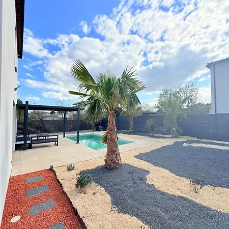 Somptueuse De Luxe, Jacuzzi Et Piscine Villa