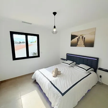 Somptueuse De Luxe, Jacuzzi Et Piscine Villa Teyran
